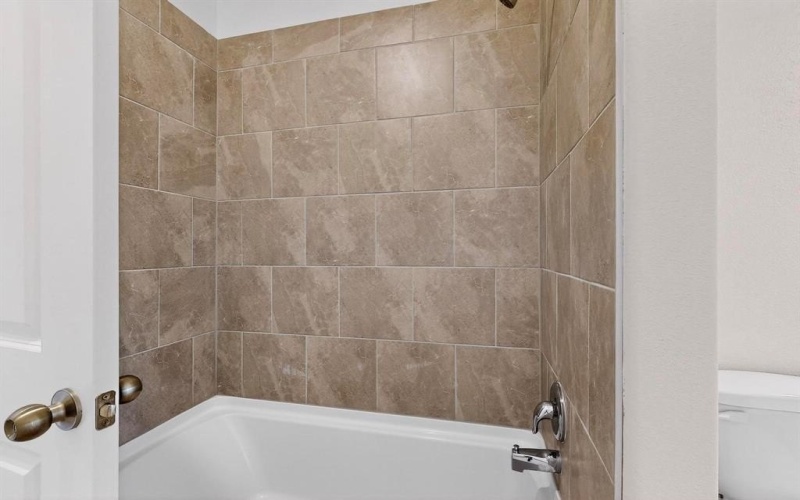 1812 Summer Aura, Mesquite, TX 75181, 3 Bedrooms Bedrooms, ,2 BathroomsBathrooms,Residential,For Sale,1812 Summer Aura,20955773
