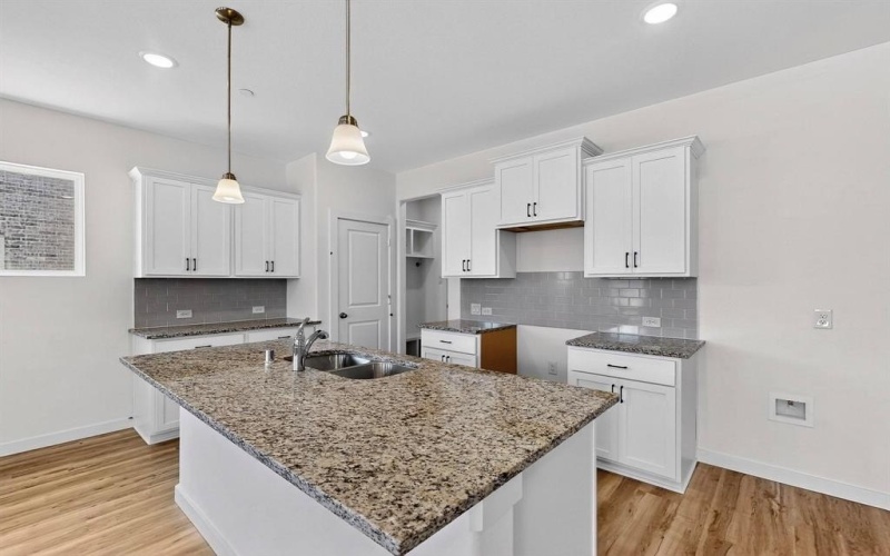 1812 Summer Aura, Mesquite, TX 75181, 3 Bedrooms Bedrooms, ,2 BathroomsBathrooms,Residential,For Sale,1812 Summer Aura,20955773