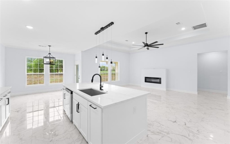 1085 Country Lane, Oak Ridge, TX 75142, 4 Bedrooms Bedrooms, ,2 BathroomsBathrooms,Residential,For Sale,1085 Country Lane,20955892
