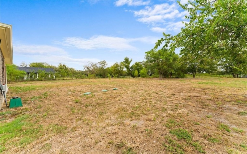 1085 Country Lane, Oak Ridge, TX 75142, 4 Bedrooms Bedrooms, ,2 BathroomsBathrooms,Residential,For Sale,1085 Country Lane,20955892