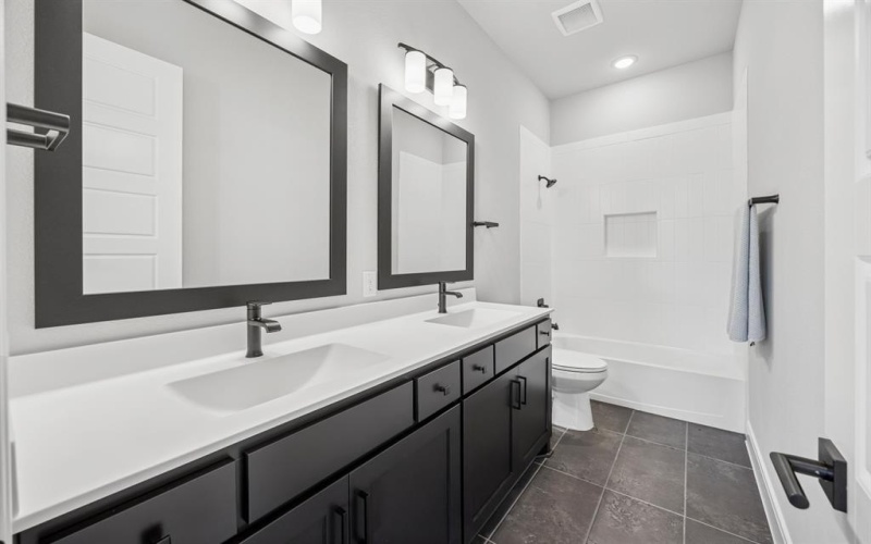 2221 Village Trail, Lakewood Village, TX 75068, 4 Bedrooms Bedrooms, ,3 BathroomsBathrooms,Residential,For Sale,2221 Village Trail,0,20956043