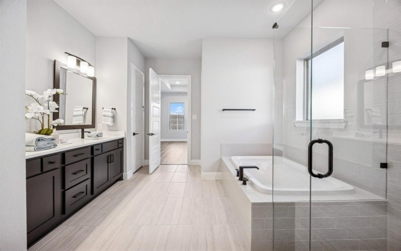 2221 Village Trail, Lakewood Village, TX 75068, 4 Bedrooms Bedrooms, ,3 BathroomsBathrooms,Residential,For Sale,2221 Village Trail,0,20956043