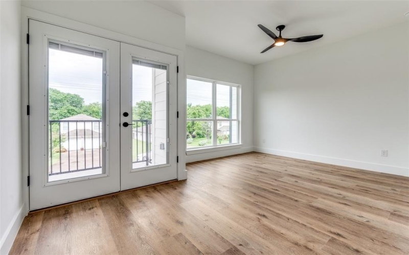 5704 Riverside Drive, Dallas, TX 75235, 2 Habitaciones Habitaciones , ,3 BañosBaños,Residential Multi Family,En Venta,5704 Riverside Drive,20956344