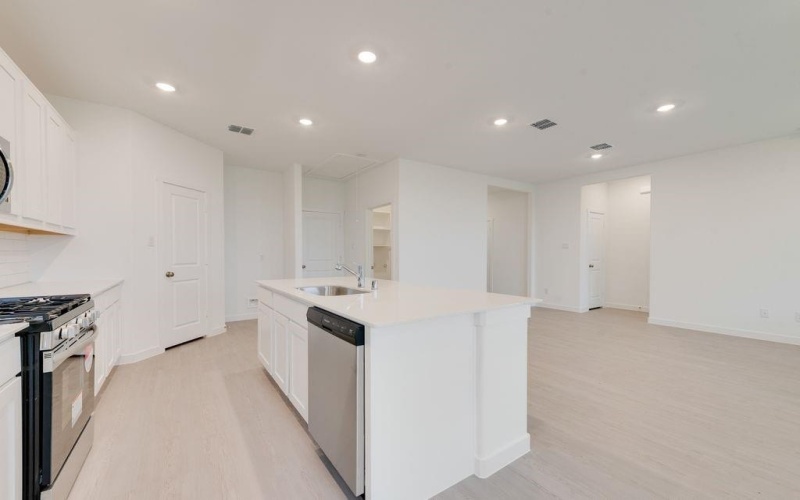 2218 Walden Pond Boulevard, Forney, TX 75126, 3 Habitaciones Habitaciones , ,2 BañosBaños,Residential,En Venta,2218 Walden Pond Boulevard,20956617