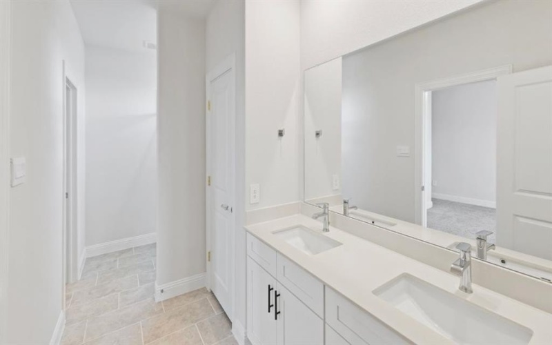 1570 Lake District Dr, Allen, TX 75013, 5 Bedrooms Bedrooms, ,3 BathroomsBathrooms,Residential,For Sale,1570 Lake District Dr,20956753