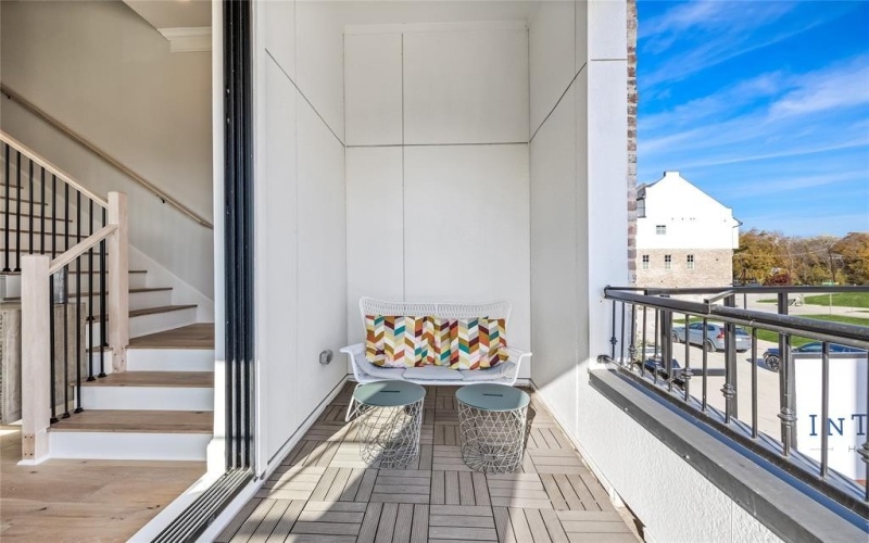 4645 New Water Lane, Dallas, TX 75219, 3 Habitaciones Habitaciones , ,3 BañosBaños,Residential,En Venta,4645 New Water Lane,20956819