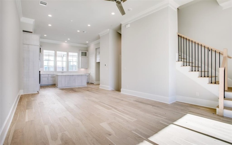 4645 New Water Lane, Dallas, TX 75219, 3 Habitaciones Habitaciones , ,3 BañosBaños,Residential,En Venta,4645 New Water Lane,20956819