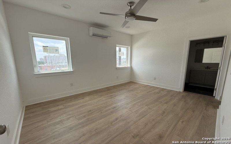 715 Ogden #104, San Antonio, TX 78212, 3 Habitaciones Habitaciones , ,3 BañosBaños,Residential,En Venta,715 Ogden,0,1872347