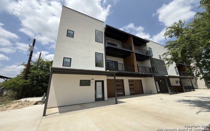 715 Ogden #104, San Antonio, TX 78212, 3 Habitaciones Habitaciones , ,3 BañosBaños,Residential,En Venta,715 Ogden,0,1872347