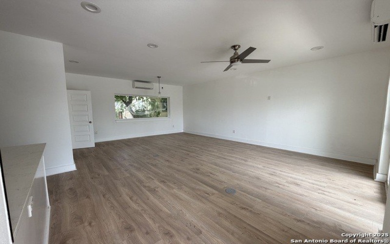 715 Ogden #104, San Antonio, TX 78212, 3 Habitaciones Habitaciones , ,3 BañosBaños,Residential,En Venta,715 Ogden,0,1872347