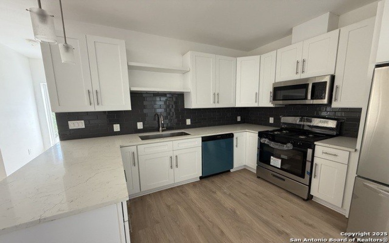 715 Ogden #104, San Antonio, TX 78212, 3 Habitaciones Habitaciones , ,3 BañosBaños,Residential,En Venta,715 Ogden,0,1872347