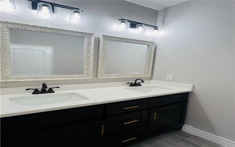 7722 Nadia Drive, Corpus Christi, TX 78414, 4 Habitaciones Habitaciones , ,3 BañosBaños,Residential,En Venta,7722 Nadia Drive,460097