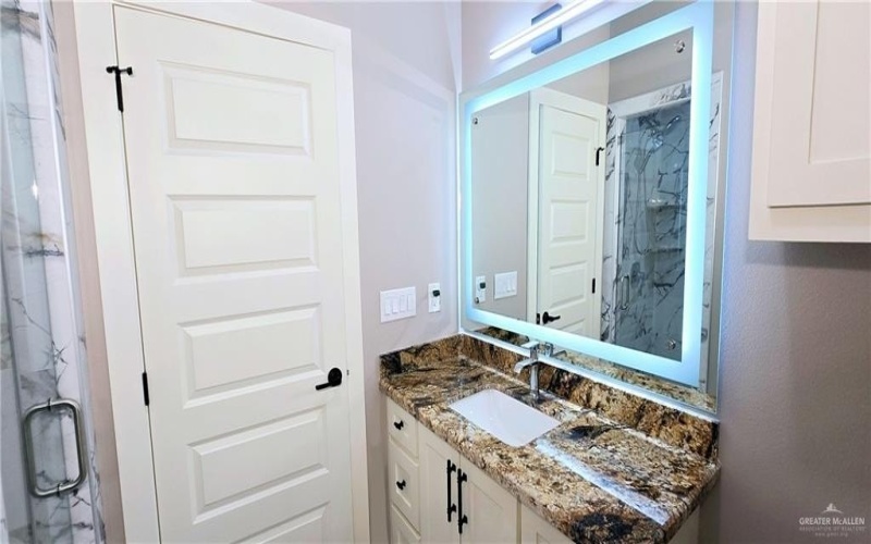 3616 Alexa Drive, Edinburg, TX 78542, 3 Habitaciones Habitaciones , ,2 BañosBaños,Residential,En Venta,3616 Alexa Drive,472890