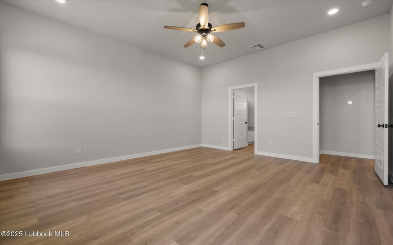 7005 18th Place, Lubbock, TX 79416, 4 Bedrooms Bedrooms, ,3 BathroomsBathrooms,Residential,For Sale,7005 18th Place,202555755