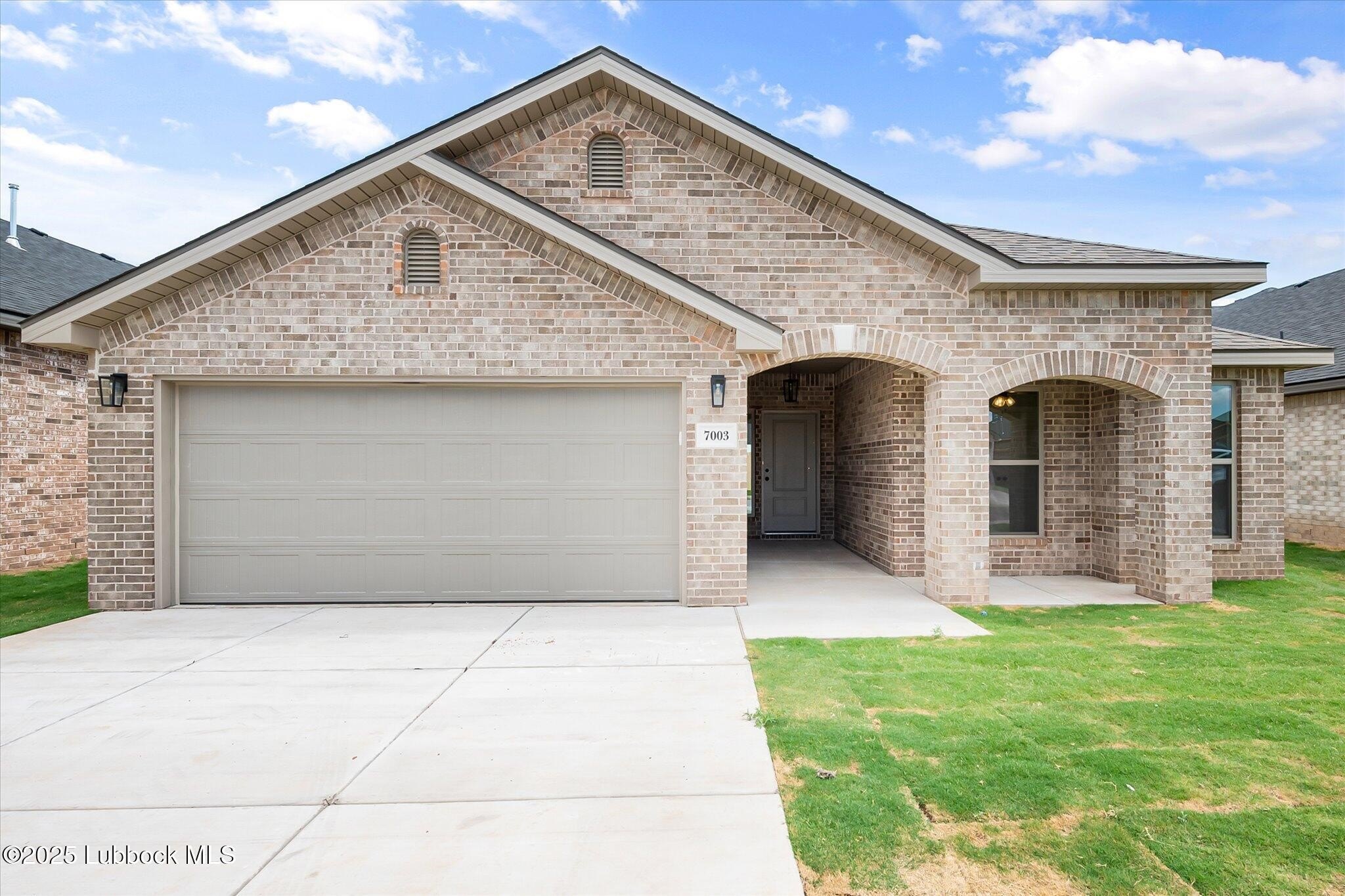 7003 18th Place, Lubbock, TX 79416, 4 Bedrooms Bedrooms, ,2 BathroomsBathrooms,Residential,For Sale,7003 18th Place,202555761