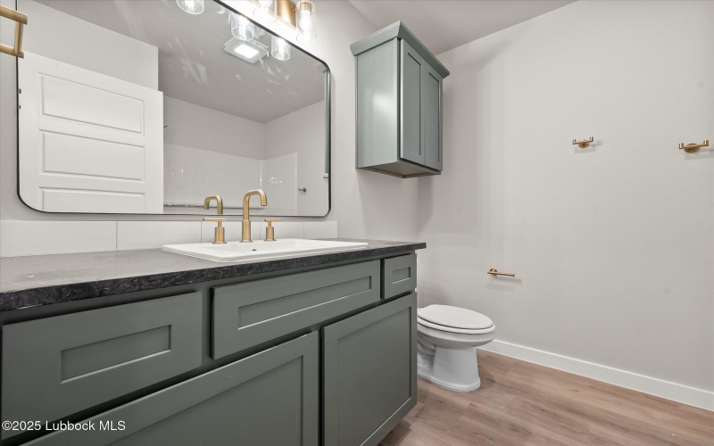 7003 18th Place, Lubbock, TX 79416, 4 Bedrooms Bedrooms, ,2 BathroomsBathrooms,Residential,For Sale,7003 18th Place,202555761