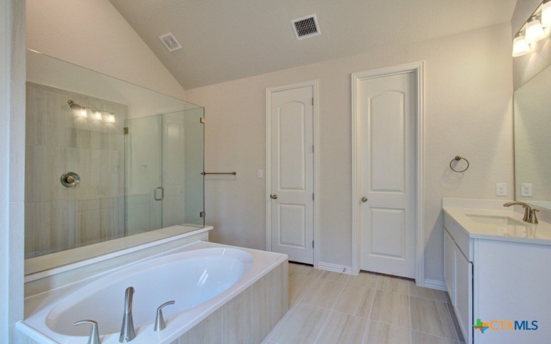 1752 Heritage Maples, New Braunfels, TX 78132, 3 Habitaciones Habitaciones , ,2 BañosBaños,Residential,En Venta,1752 Heritage Maples,582171