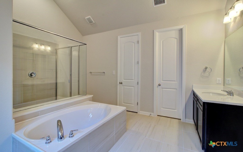 1752 Heritage Maples, New Braunfels, TX 78132, 3 Habitaciones Habitaciones , ,2 BañosBaños,Residential,En Venta,1752 Heritage Maples,0,582171