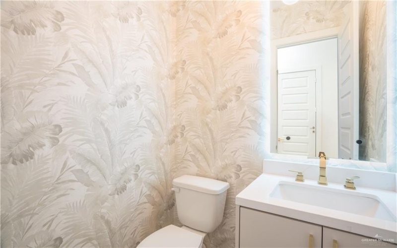 2607 Cottonwood Street, Mission, TX 78574, 4 Bedrooms Bedrooms, ,5 BathroomsBathrooms,Residential,For Sale,2607 Cottonwood Street,472973