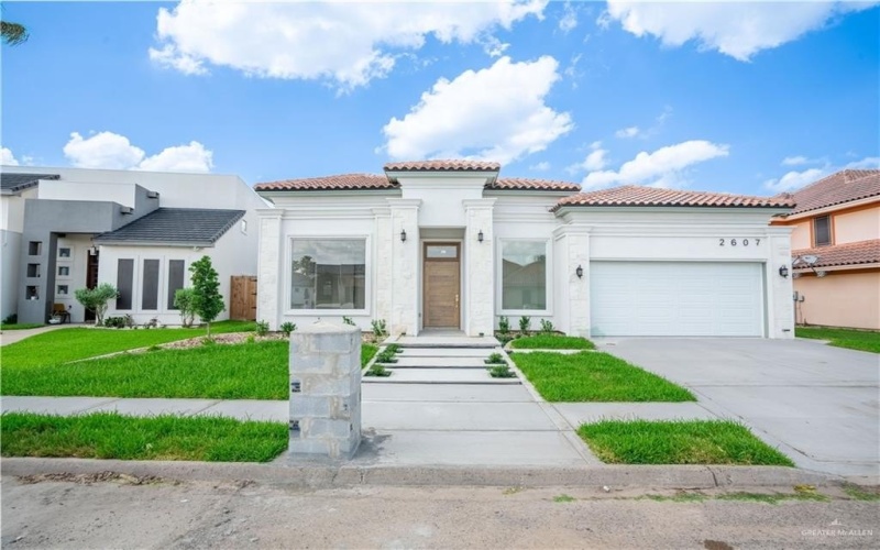 2607 Cottonwood Street, Mission, TX 78574, 4 Bedrooms Bedrooms, ,5 BathroomsBathrooms,Residential,For Sale,2607 Cottonwood Street,472973