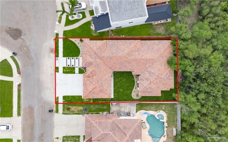 2607 Cottonwood Street, Mission, TX 78574, 4 Bedrooms Bedrooms, ,5 BathroomsBathrooms,Residential,For Sale,2607 Cottonwood Street,472973