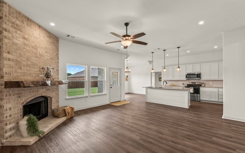118 Panther Lp., Mabank, TX 75147, 4 Bedrooms Bedrooms, ,2 BathroomsBathrooms,Residential,For Sale,118 Panther Lp.,109120