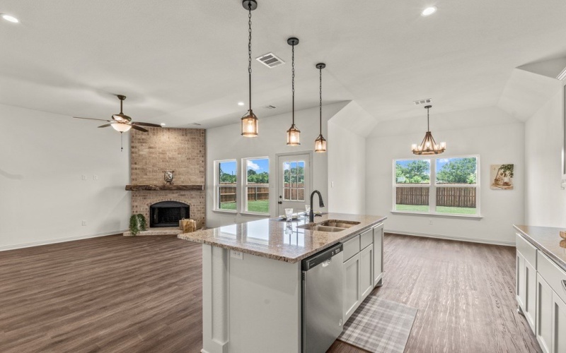 118 Panther Lp., Mabank, TX 75147, 4 Bedrooms Bedrooms, ,2 BathroomsBathrooms,Residential,For Sale,118 Panther Lp.,109120