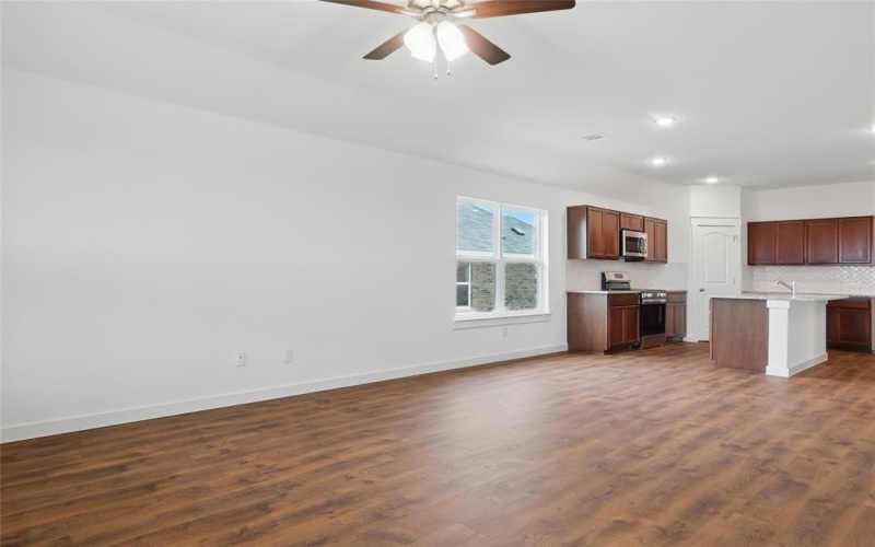 216 Mercy Street, Godley, TX 76044, 4 Bedrooms Bedrooms, ,2 BathroomsBathrooms,Residential,For Sale,216 Mercy Street,20740685