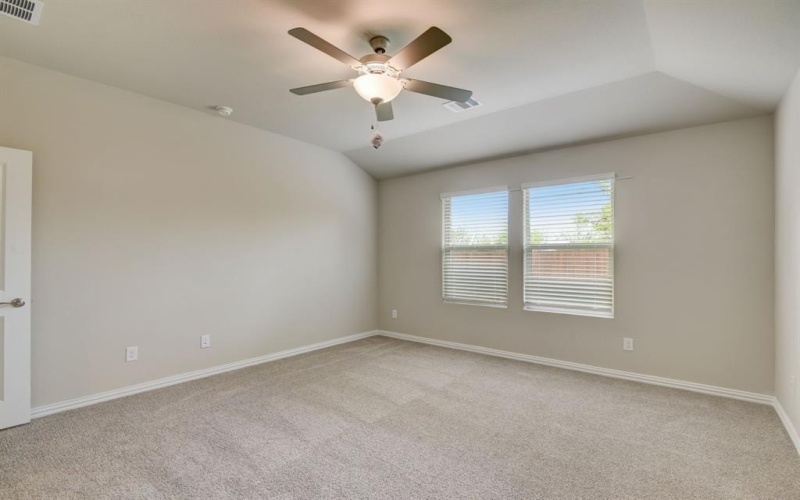 944 Linden Court, Lavon, TX 75166, 4 Bedrooms Bedrooms, ,3 BathroomsBathrooms,Residential,For Sale,944 Linden Court,20955075