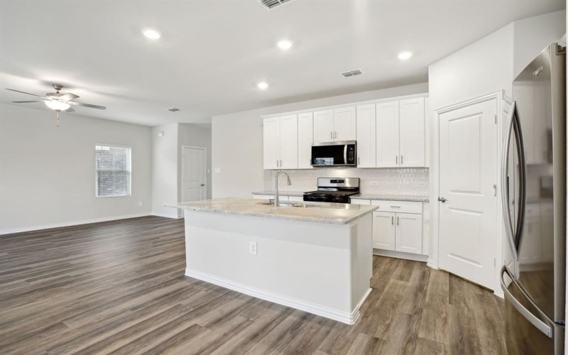 209 Greenbriar Drive, Princeton, TX 75071, 3 Bedrooms Bedrooms, ,2 BathroomsBathrooms,Residential,For Sale,209 Greenbriar Drive,20955322