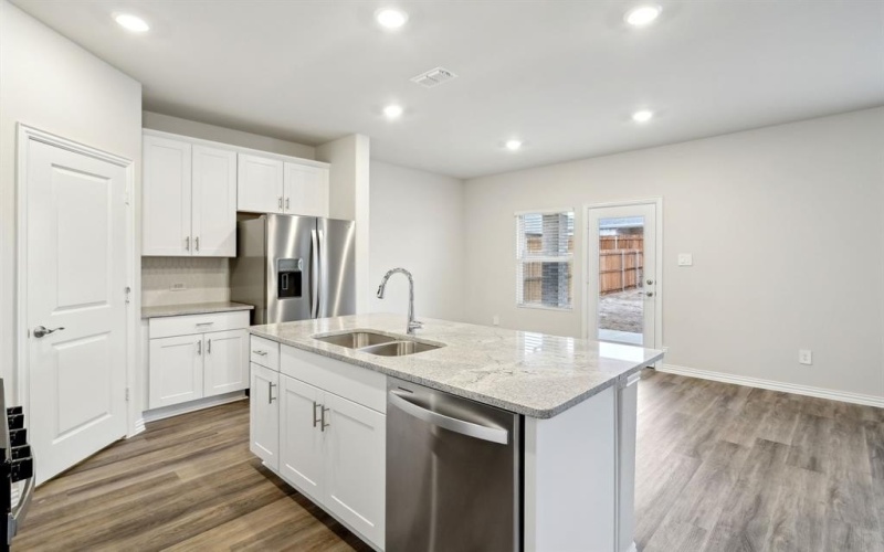 209 Greenbriar Drive, Princeton, TX 75071, 3 Bedrooms Bedrooms, ,2 BathroomsBathrooms,Residential,For Sale,209 Greenbriar Drive,20955322