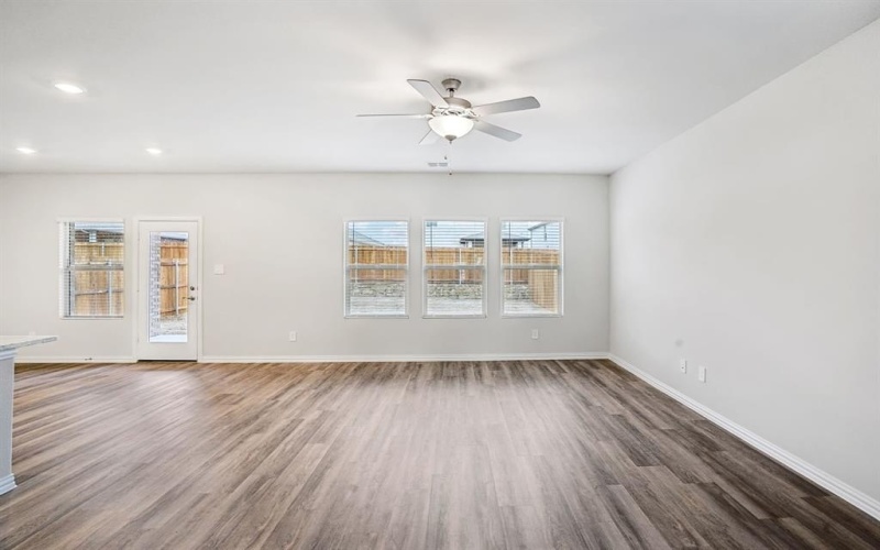 209 Greenbriar Drive, Princeton, TX 75071, 3 Bedrooms Bedrooms, ,2 BathroomsBathrooms,Residential,For Sale,209 Greenbriar Drive,20955322