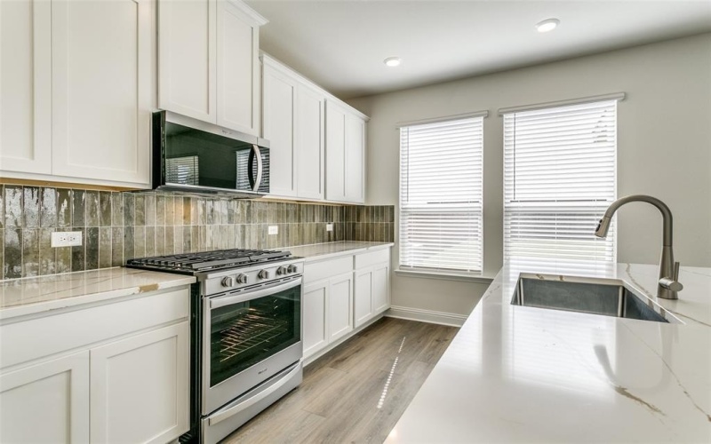 119 Rockwood Drive, Justin, TX 76247, 3 Habitaciones Habitaciones , ,2 BañosBaños,Residential,En Venta,119 Rockwood Drive,0,20956086