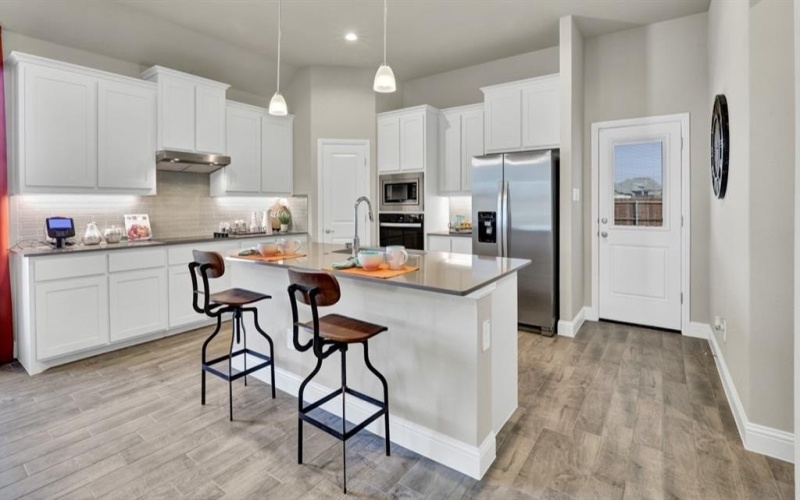 303 LIBBY Lane, Mansfield, TX 76063, 4 Habitaciones Habitaciones , ,2 BañosBaños,Residential,En Venta,303 LIBBY Lane,20956759