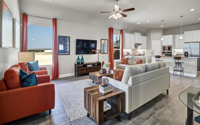 303 LIBBY Lane, Mansfield, TX 76063, 4 Habitaciones Habitaciones , ,2 BañosBaños,Residential,En Venta,303 LIBBY Lane,20956759