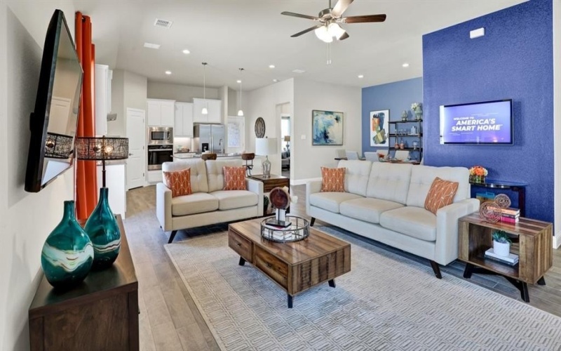 303 LIBBY Lane, Mansfield, TX 76063, 4 Habitaciones Habitaciones , ,2 BañosBaños,Residential,En Venta,303 LIBBY Lane,20956759