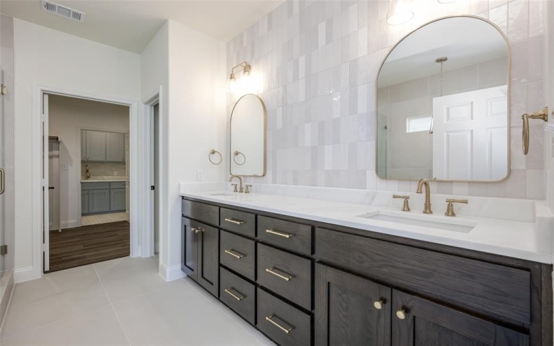 2300 County Road 1112, Farmersville, TX 75442, 5 Bedrooms Bedrooms, ,3 BathroomsBathrooms,Residential,For Sale,2300 County Road 1112,0,20956810