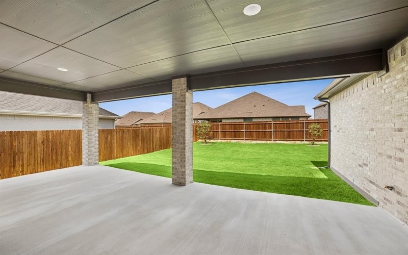 755 Emerald Heights, Lavon, TX 75166, 5 Bedrooms Bedrooms, ,5 BathroomsBathrooms,Residential,For Sale,755 Emerald Heights,0,20957962