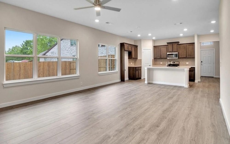 1304 Cole Drive, Trenton, TX 75490, 3 Habitaciones Habitaciones , ,2 BañosBaños,Residential,En Venta,1304 Cole Drive,20958066