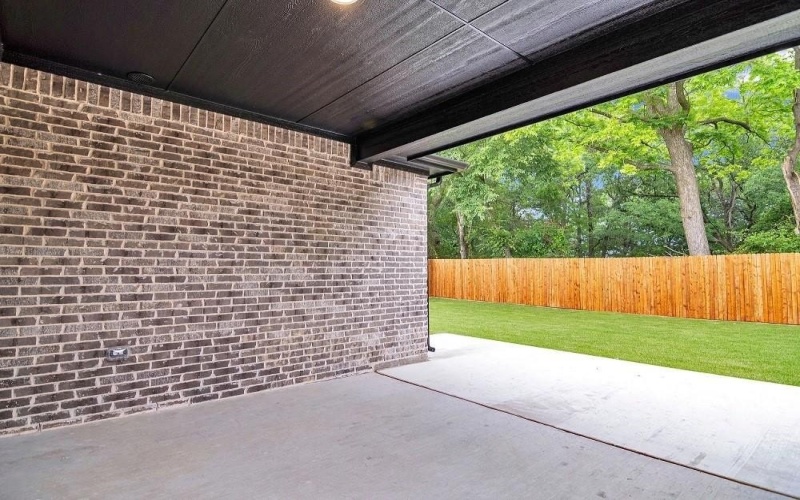 1524 Latimer Court, Trenton, TX 75490, 3 Bedrooms Bedrooms, ,2 BathroomsBathrooms,Residential,For Sale,1524 Latimer Court,0,20958100