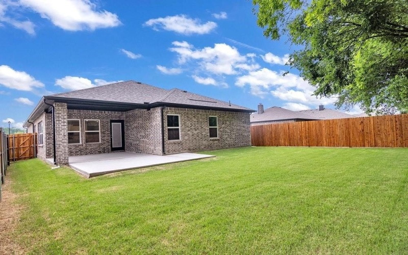 1524 Latimer Court, Trenton, TX 75490, 3 Bedrooms Bedrooms, ,2 BathroomsBathrooms,Residential,For Sale,1524 Latimer Court,0,20958100