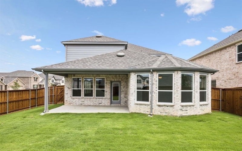 301 Brooklawn Avenue, Little Elm, TX 76227, 5 Bedrooms Bedrooms, ,5 BathroomsBathrooms,Residential,For Sale,301 Brooklawn Avenue,20958114