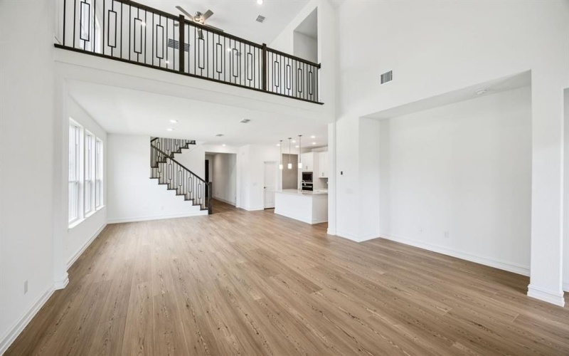 301 Brooklawn Avenue, Little Elm, TX 76227, 5 Bedrooms Bedrooms, ,5 BathroomsBathrooms,Residential,For Sale,301 Brooklawn Avenue,20958114