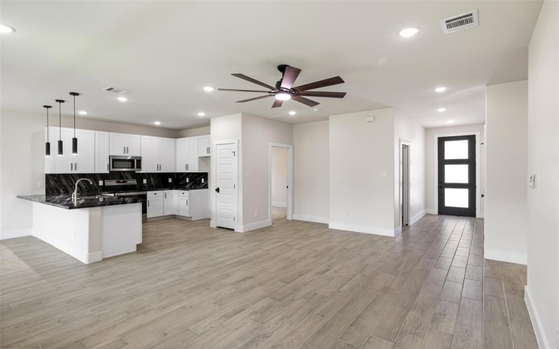 2309 Forest Hill Lane, Granbury, TX 76048, 4 Habitaciones Habitaciones , ,2 BañosBaños,Residential,En Venta,2309 Forest Hill Lane,20958314