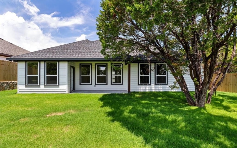 2309 Forest Hill Lane, Granbury, TX 76048, 4 Habitaciones Habitaciones , ,2 BañosBaños,Residential,En Venta,2309 Forest Hill Lane,20958314