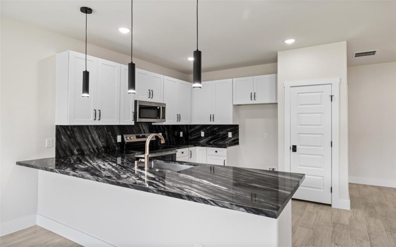 2309 Forest Hill Lane, Granbury, TX 76048, 4 Habitaciones Habitaciones , ,2 BañosBaños,Residential,En Venta,2309 Forest Hill Lane,20958314