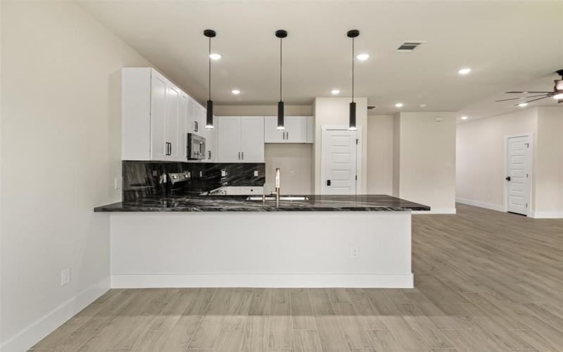 2309 Forest Hill Lane, Granbury, TX 76048, 4 Habitaciones Habitaciones , ,2 BañosBaños,Residential,En Venta,2309 Forest Hill Lane,20958314