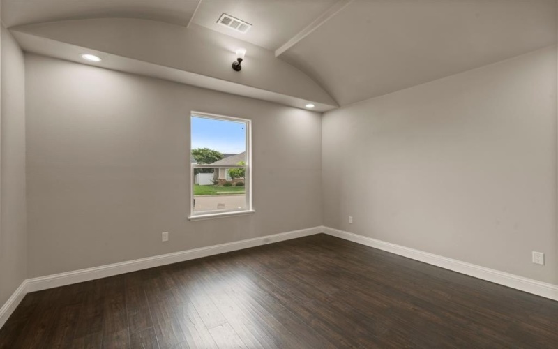 407 Charleston Park, Woodway, TX 76712, 3 Bedrooms Bedrooms, ,2 BathroomsBathrooms,Residential,For Sale,407 Charleston Park,20956988