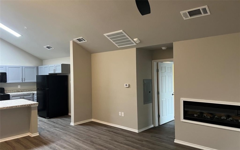 6108 Abrams Road #225, Dallas, TX 75231, 2 Habitaciones Habitaciones , ,1 BañoBaños,Residential,En Venta,6108 Abrams Road,20957250
