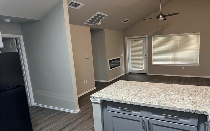 6108 Abrams Road #225, Dallas, TX 75231, 2 Habitaciones Habitaciones , ,1 BañoBaños,Residential,En Venta,6108 Abrams Road,20957250